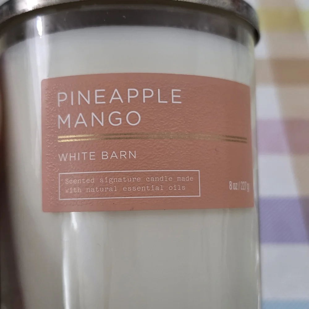 Bath & Body Works White Barn Pineapple Mango Single Wick Candle 8oz NEW RARE